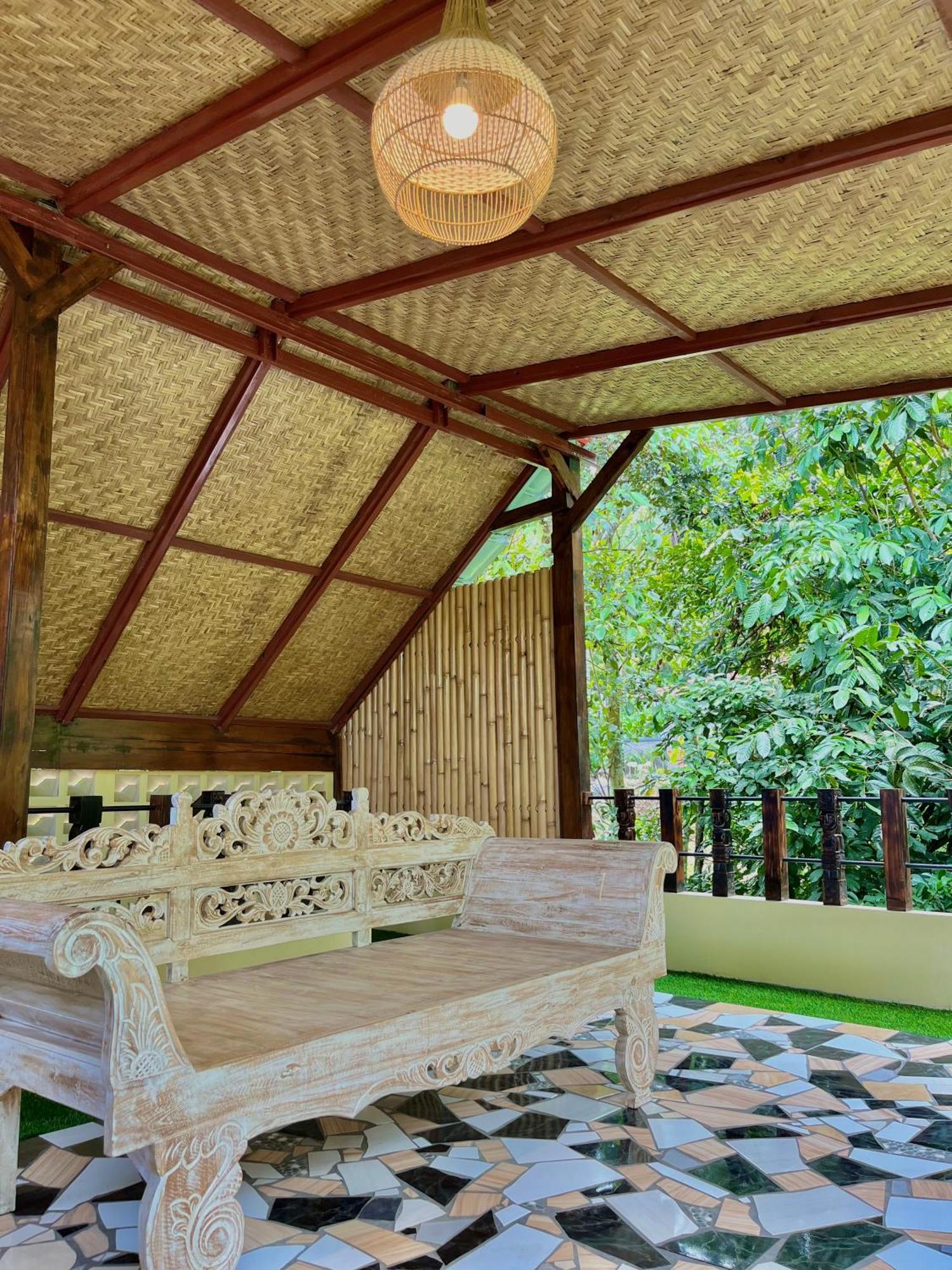Готель Bamboo Oasis Убуд Екстер'єр фото