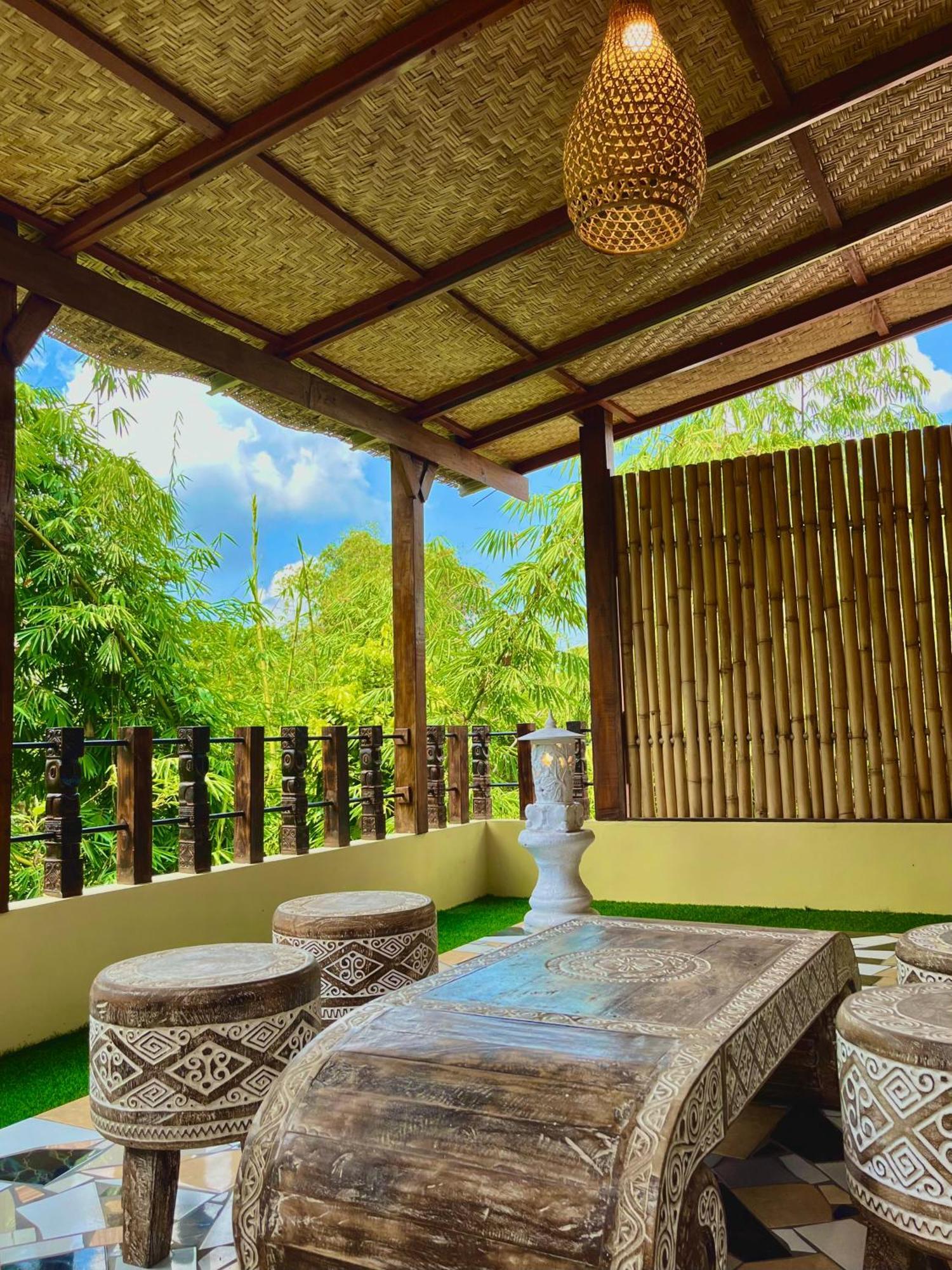 Готель Bamboo Oasis Убуд Екстер'єр фото